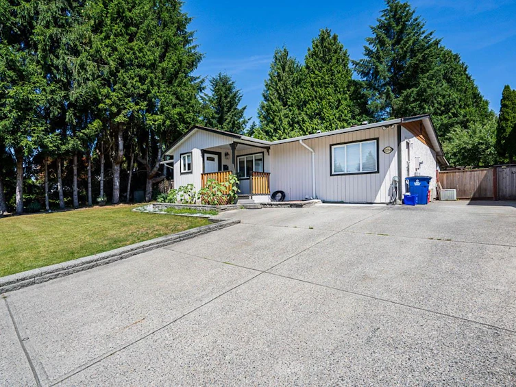 12214 211 Street, Maple Ridge, BC, V2X 8C9