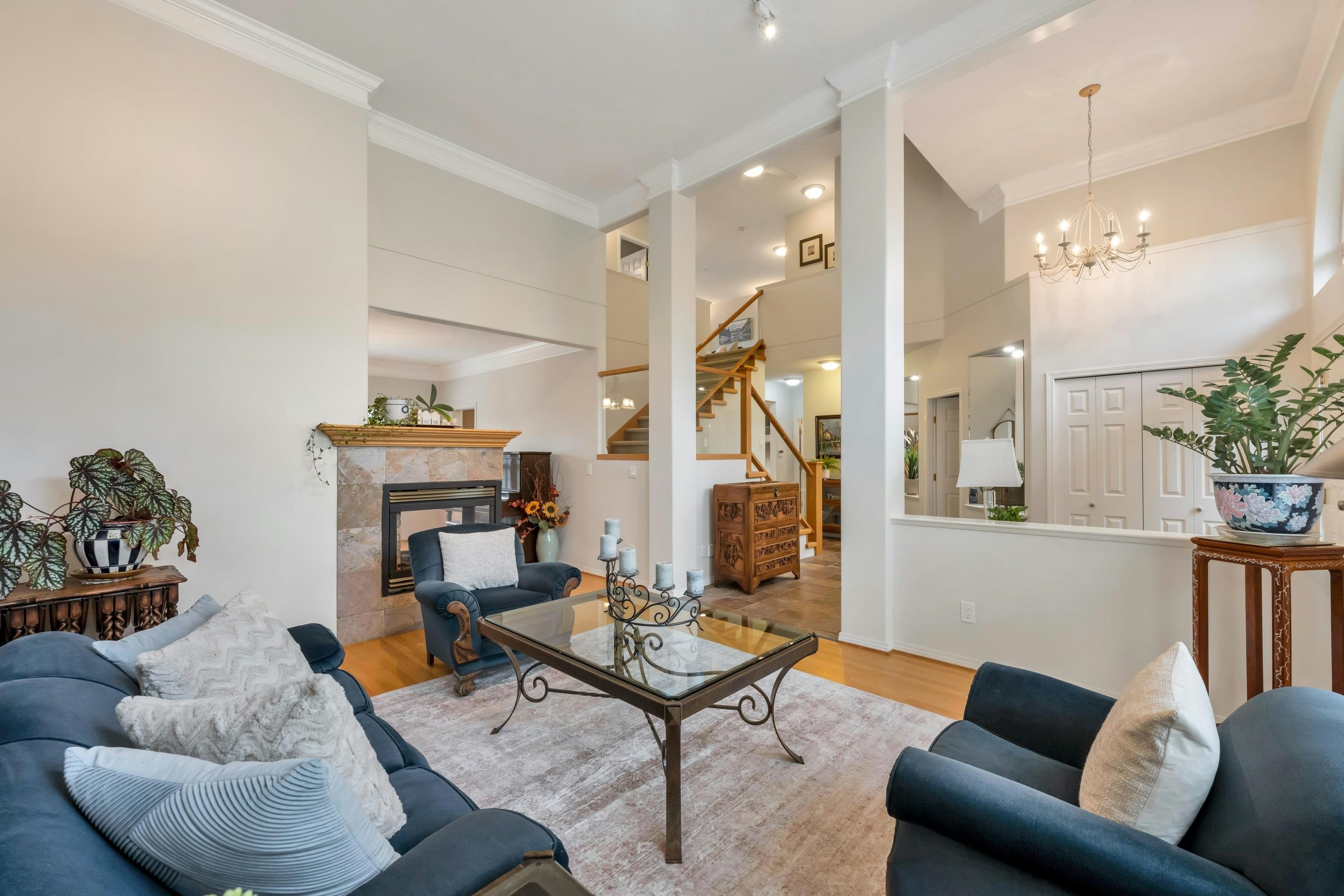 21679 52 Avenue - 4
