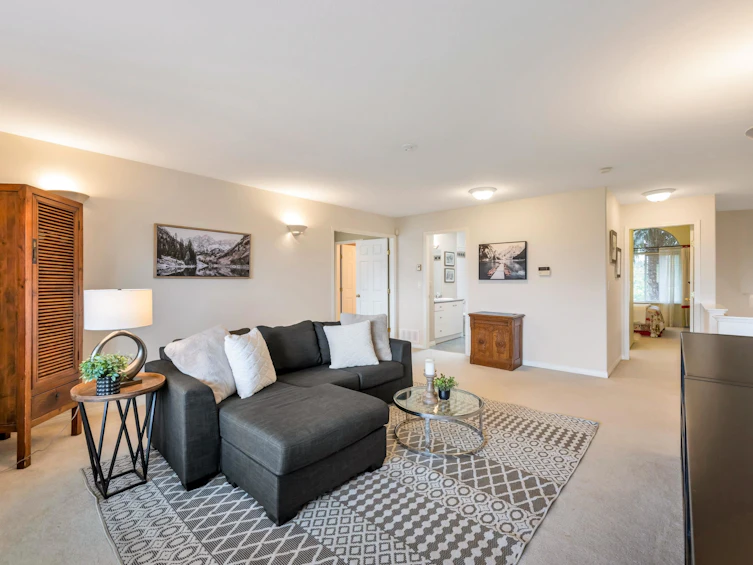 21679 52 Avenue, Langley, BC, V2Y 1L7 - 21