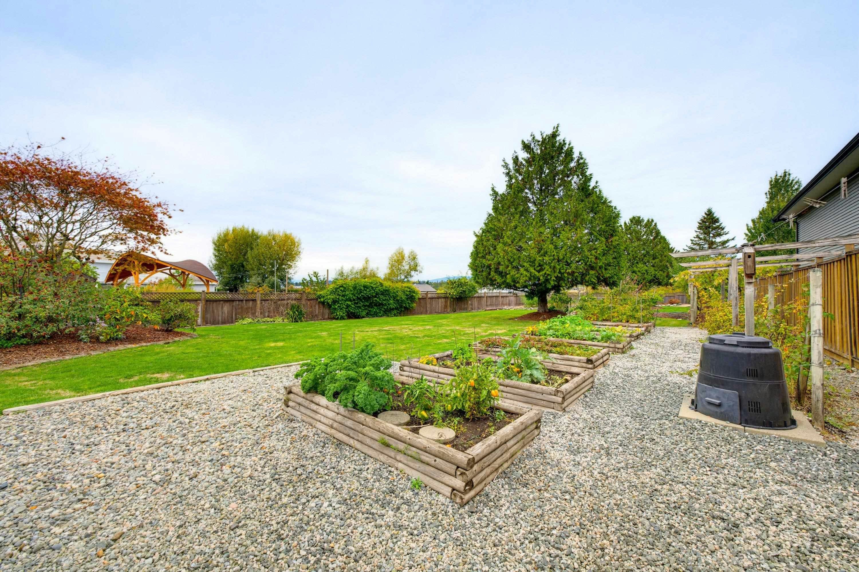 21679 52 Avenue, Langley, BC, V2Y 1L7 - 35
