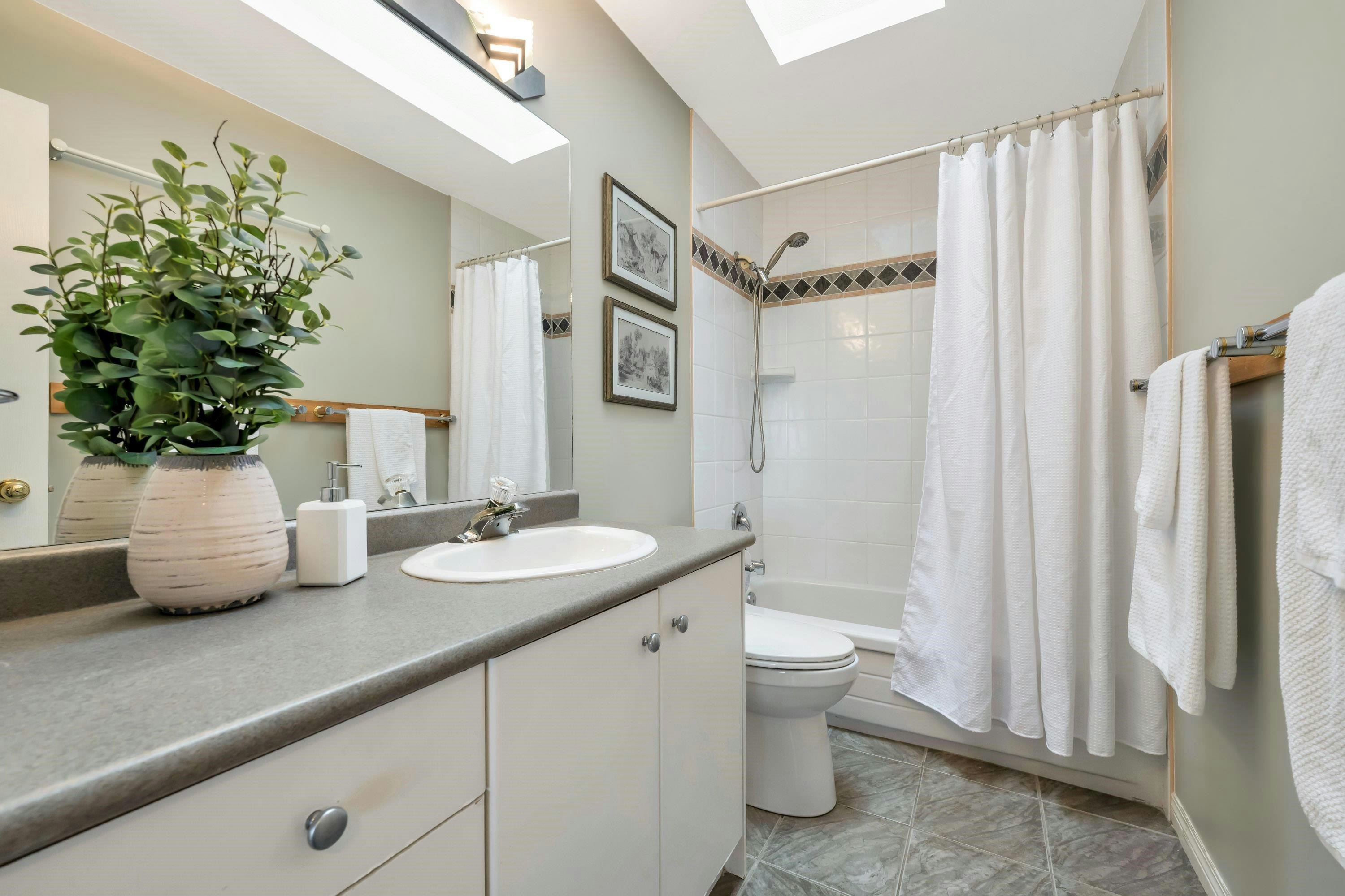 21679 52 Avenue, Langley, BC, V2Y 1L7 - 31