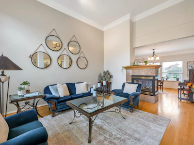 21679 52 Avenue - 5