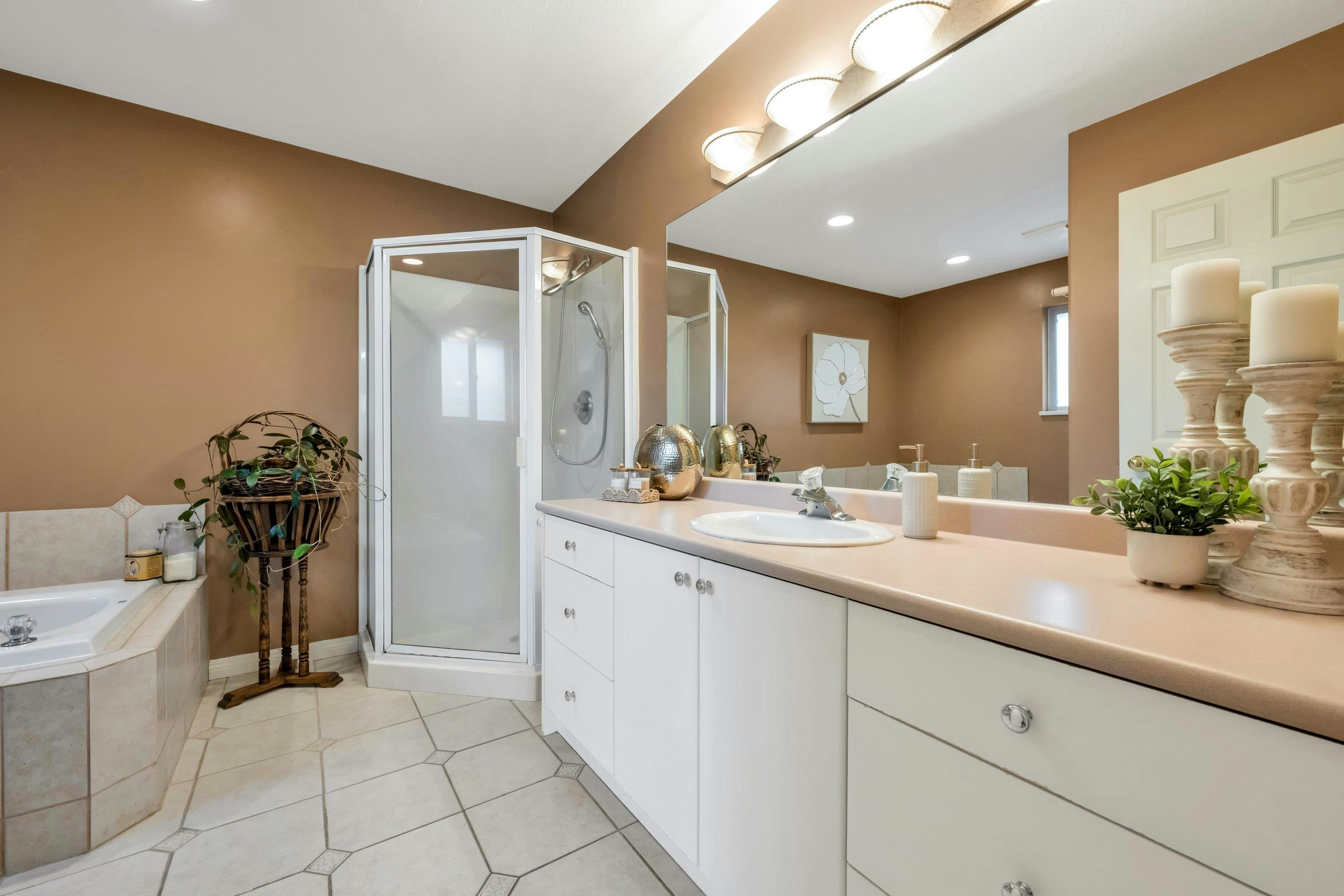 21679 52 Avenue, Langley, BC, V2Y 1L7 - 23
