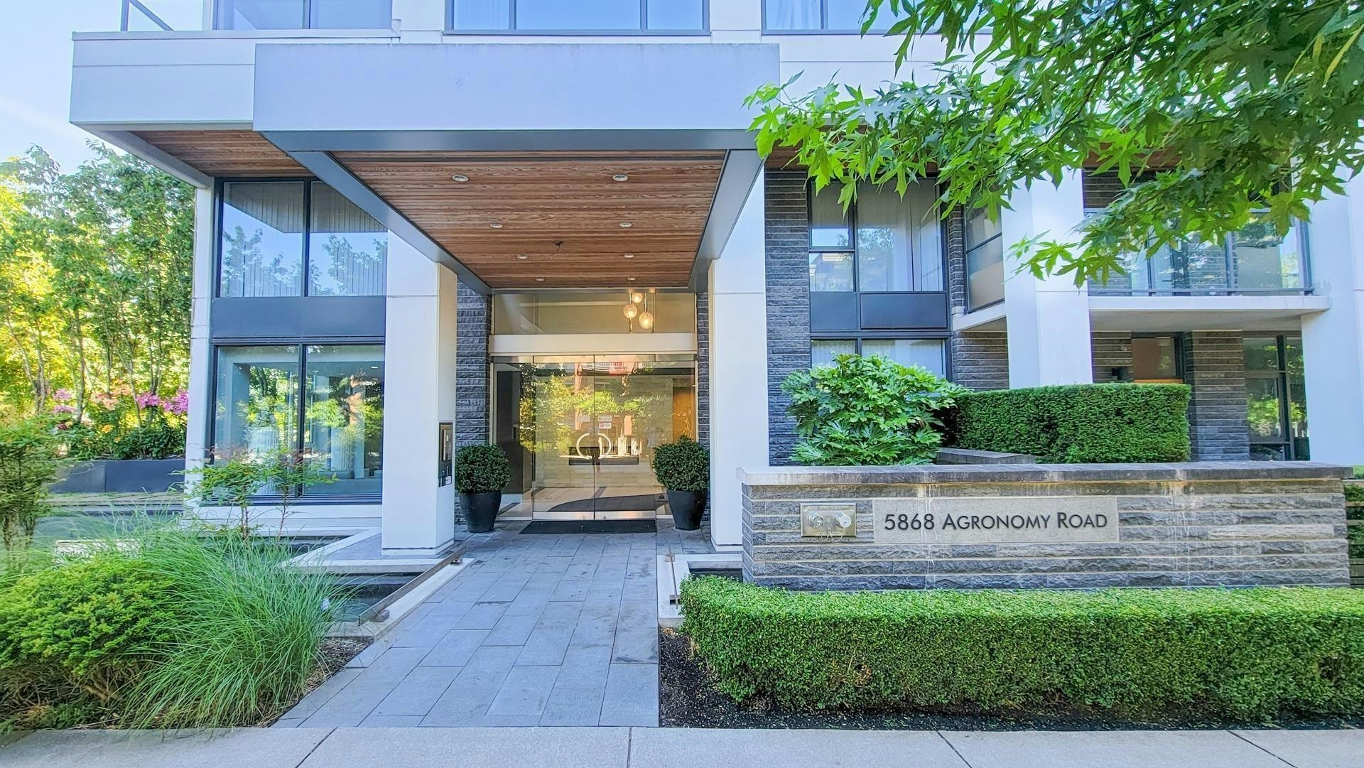 606-5868 Agronomy Road, Vancouver, BC, V6T 0B5 - 2