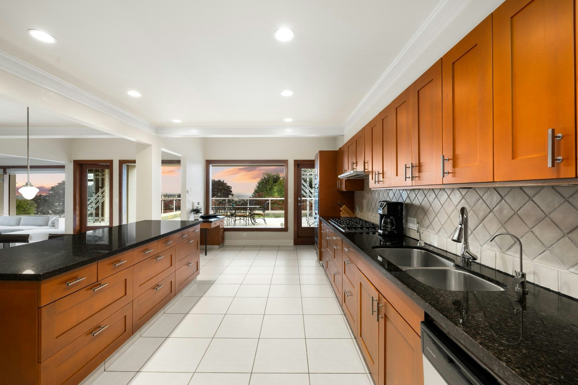 1035 King Georges Way, West Vancouver, BC, V7S 1S6 - 13