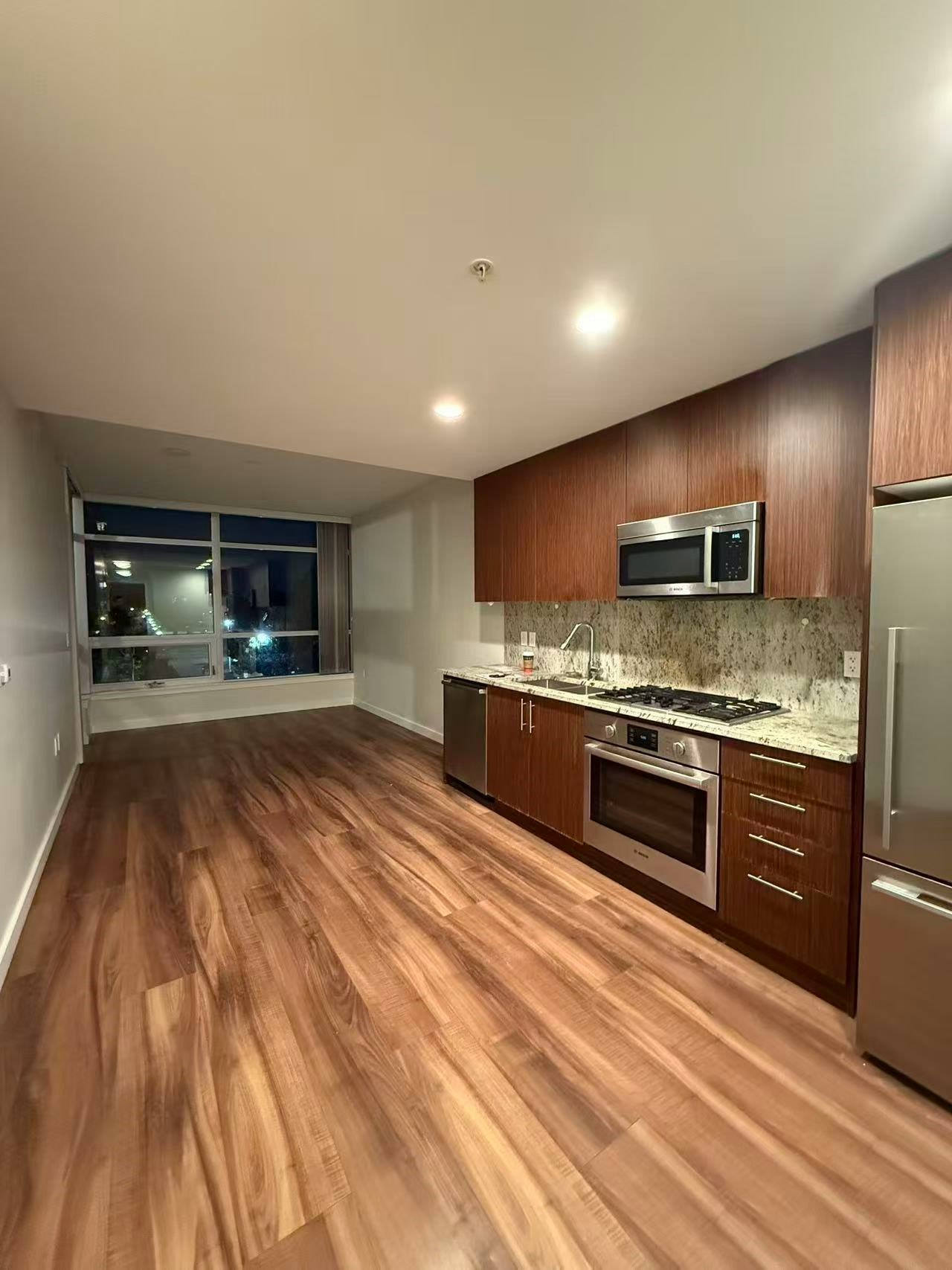 3333 Sexsmith Road, Richmond, BC, V6X 0R7 - 2
