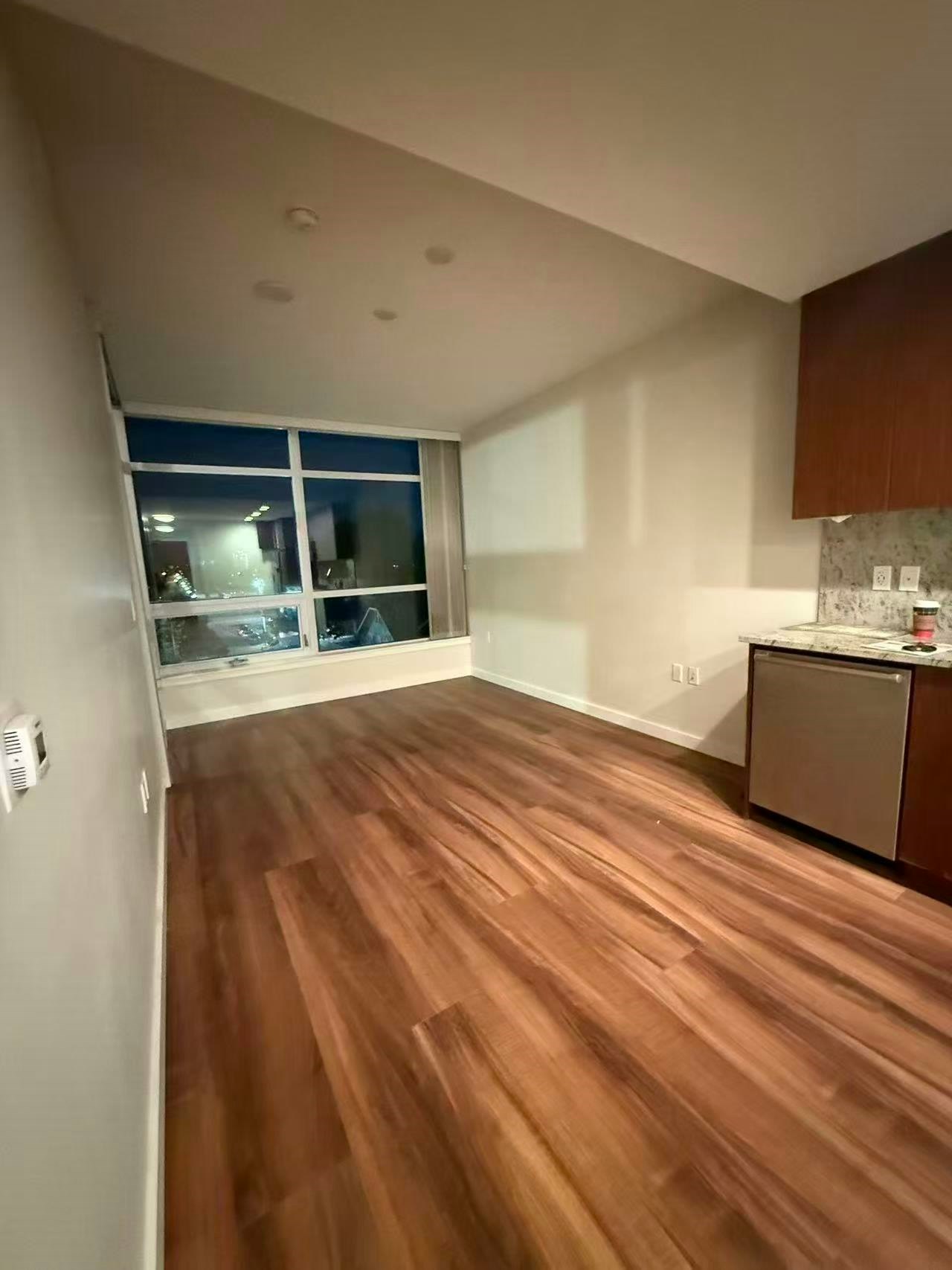 3333 Sexsmith Road, Richmond, BC, V6X 0R7 - 5