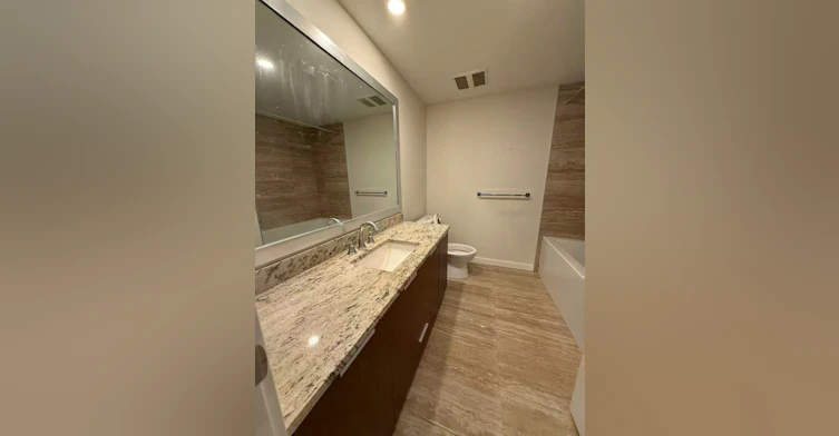3333 Sexsmith Road, Richmond, BC, V6X 0R7 - 7