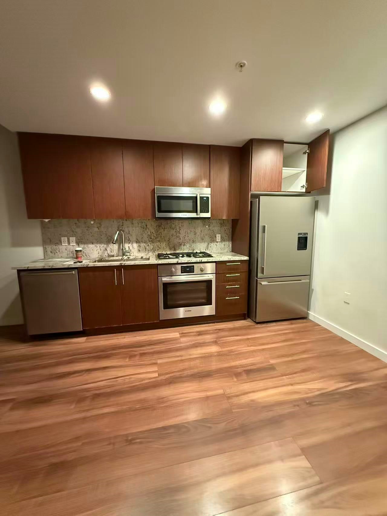 3333 Sexsmith Road, Richmond, BC, V6X 0R7