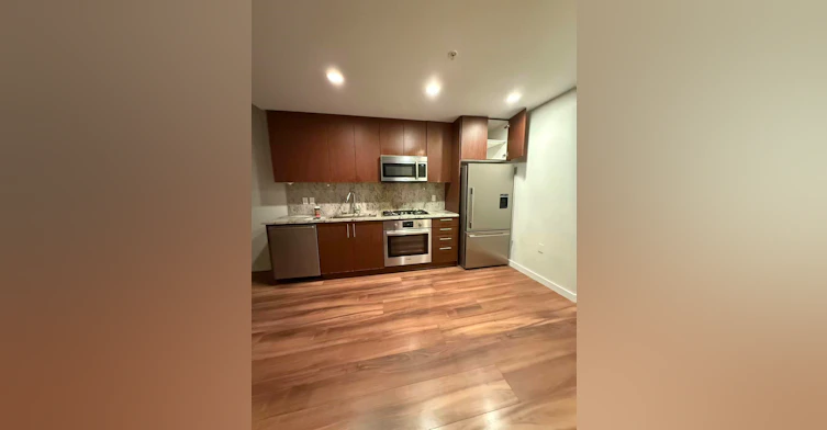 3333 Sexsmith Road, Richmond, BC, V6X 0R7