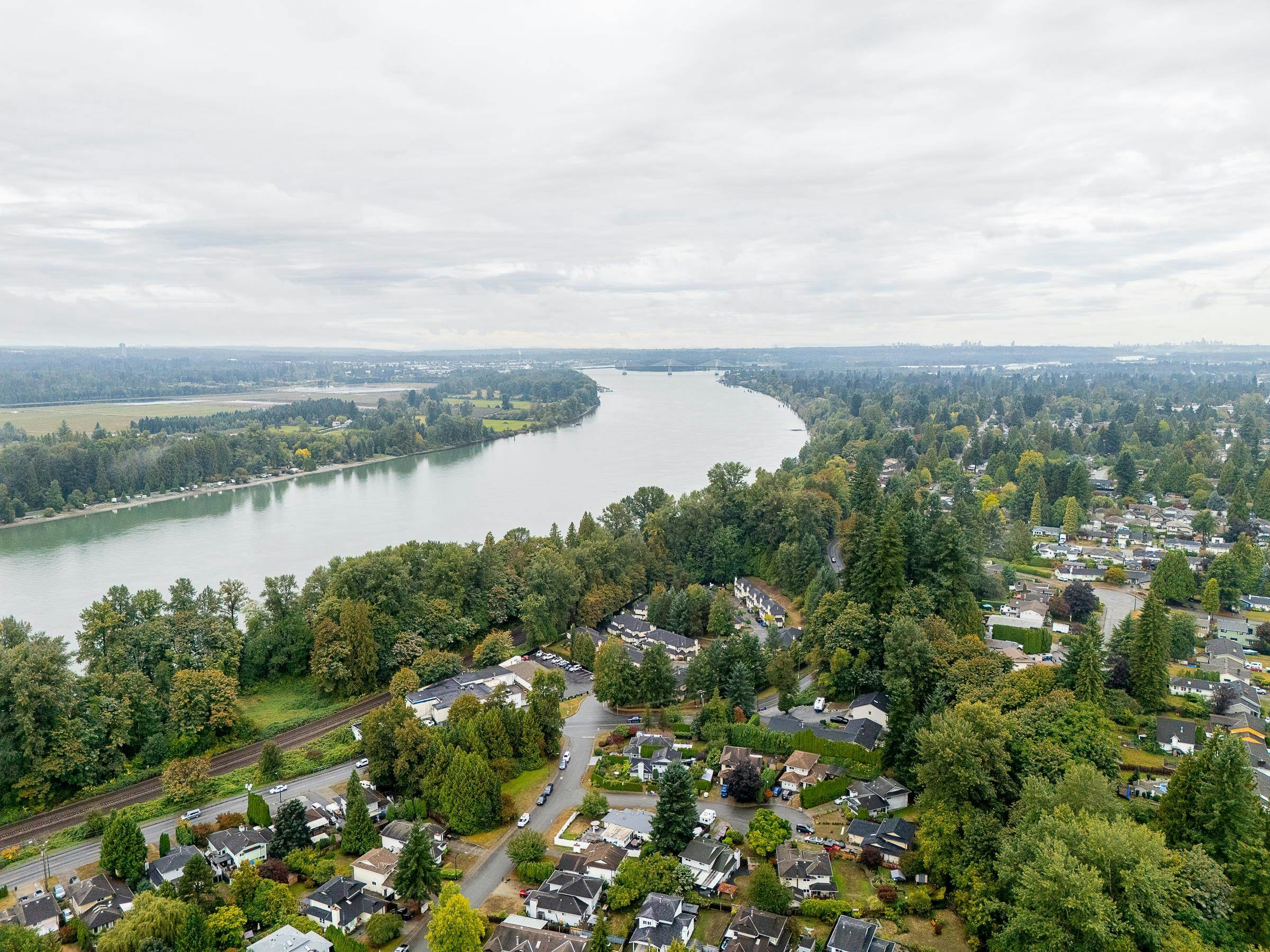 301-22150 Dewdney Trunk Road, Maple Ridge, BC, V2X 3H6 - 39