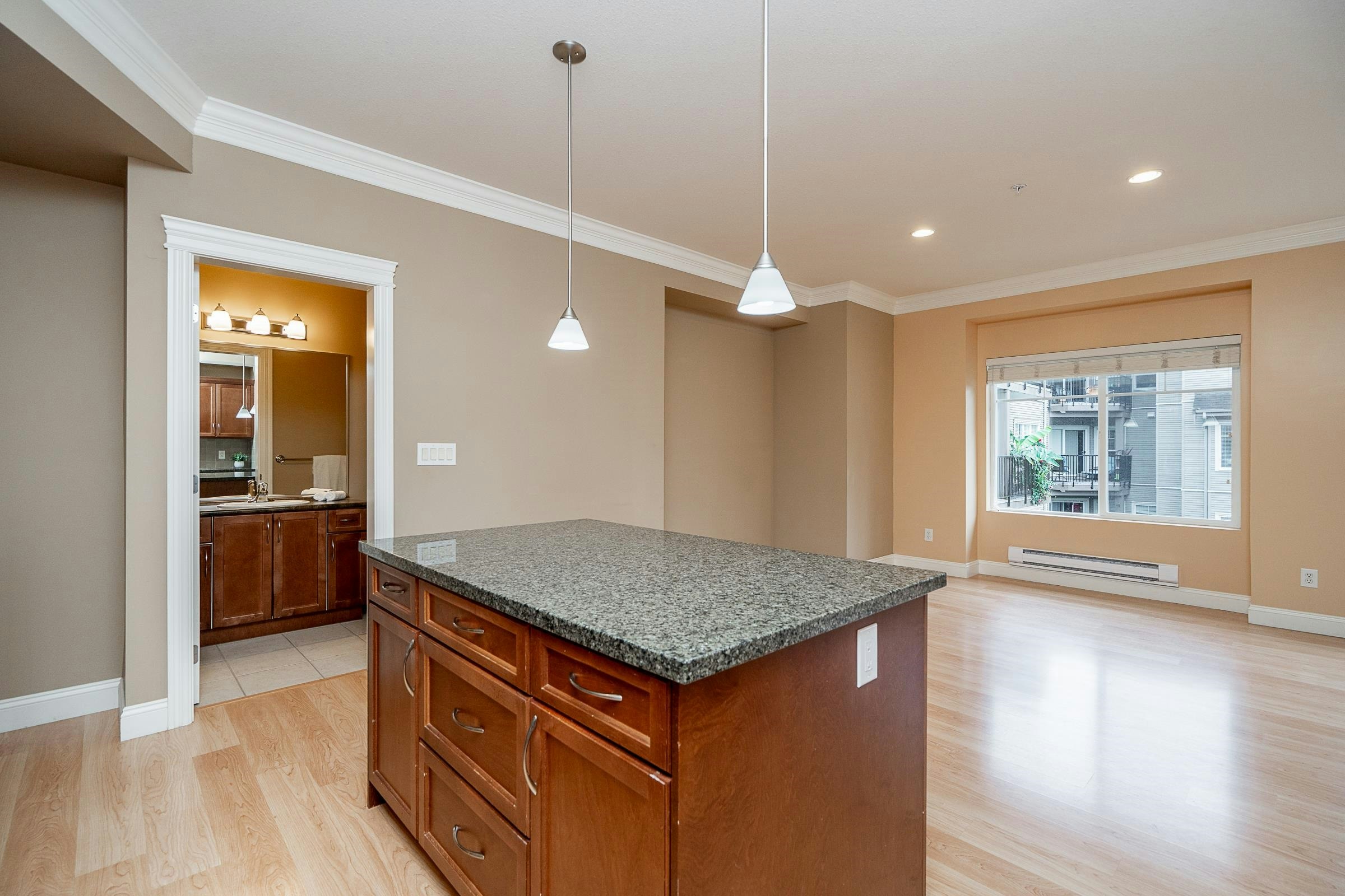 301-22150 Dewdney Trunk Road, Maple Ridge, BC, V2X 3H6 - 6