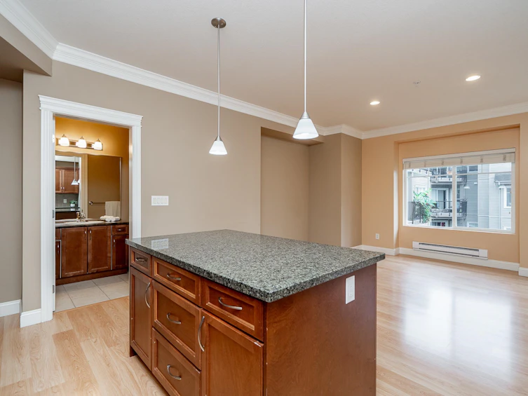 301-22150 Dewdney Trunk Road, Maple Ridge, BC, V2X 3H6 - 6