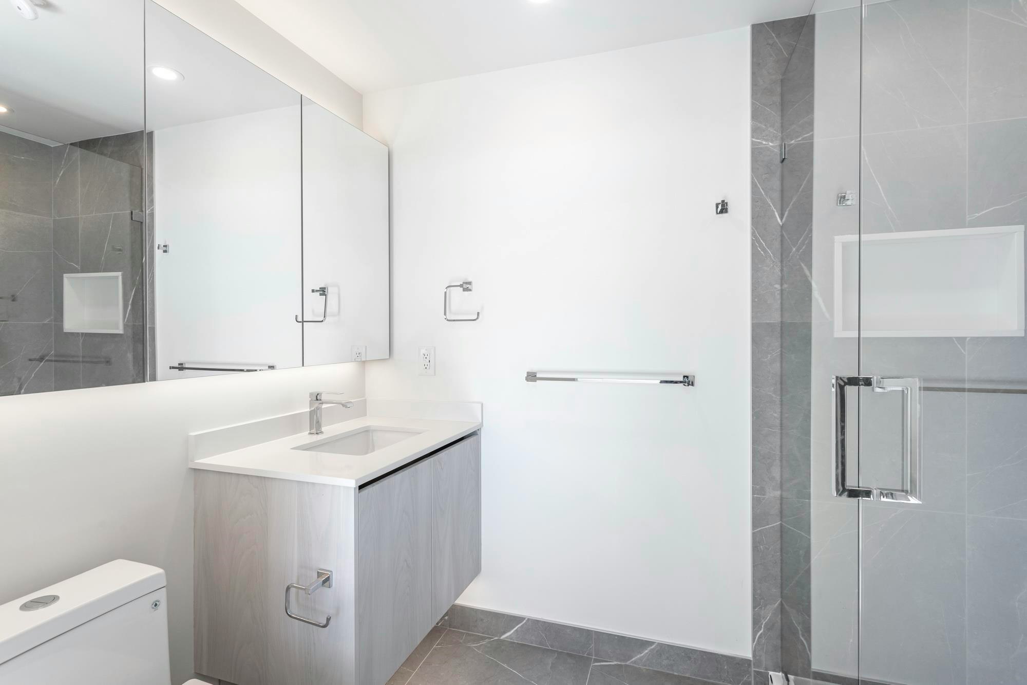 602-3264 Vanness Street, Vancouver, BC, V5R 0L5 - 17
