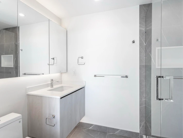 602-3264 Vanness Street, Vancouver, BC, V5R 0L5 - 17