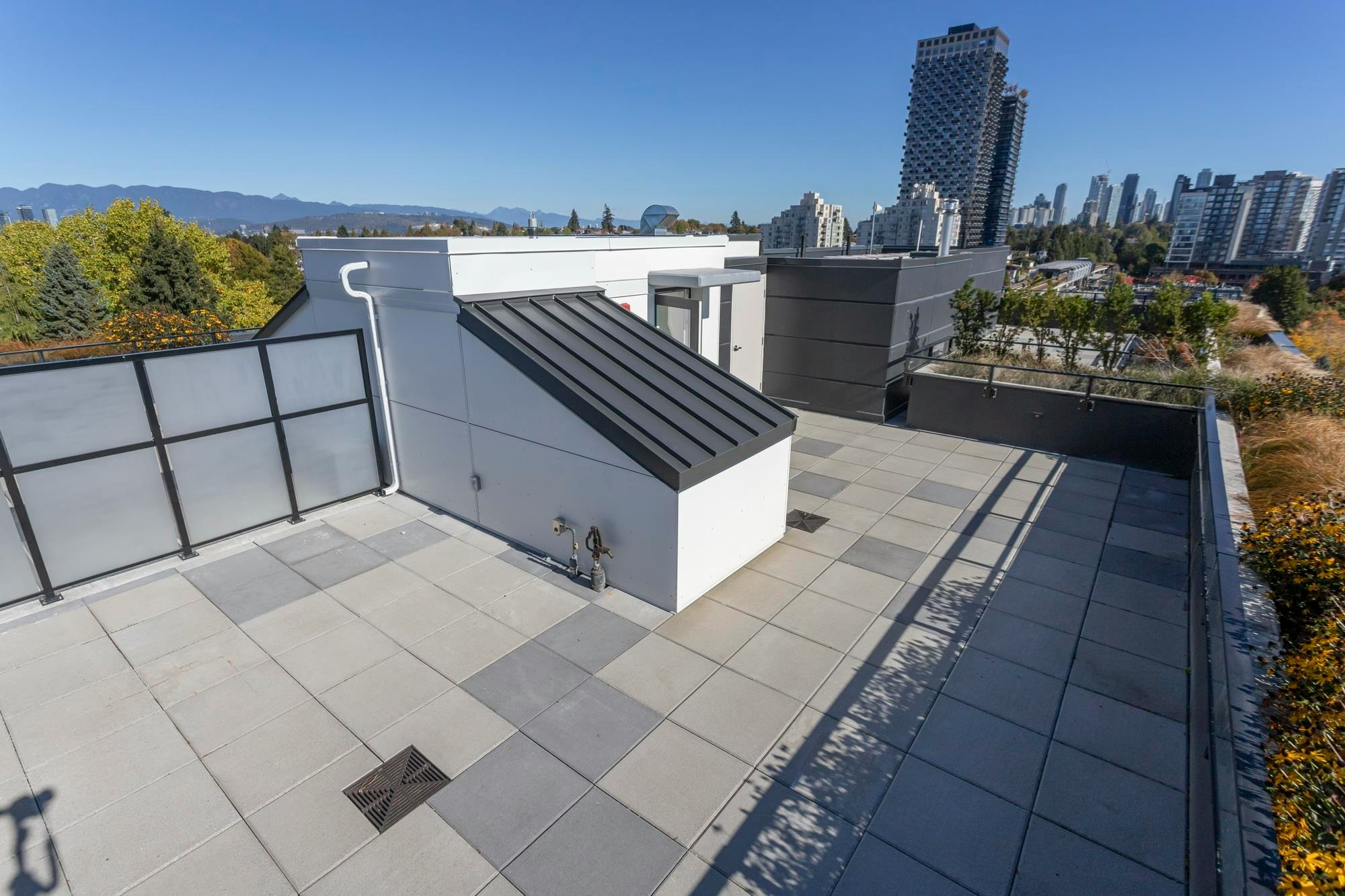 603-3264 Vanness Street, Vancouver, BC, V5R 0L5 - 26