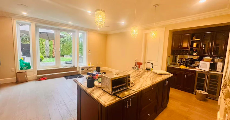 4000 College Highroad Road, Vancouver, BC, V6T 1G7 - 2