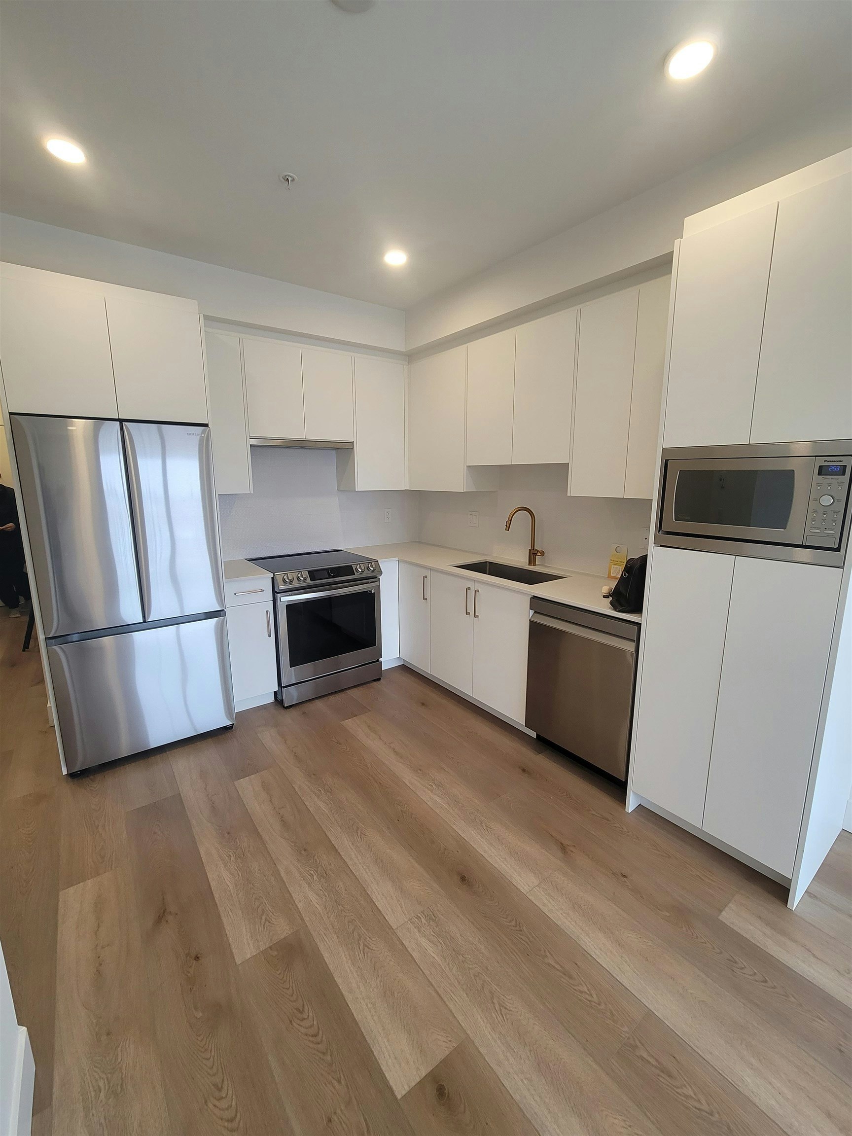 214-20282 72b Avenue, Langley, BC, V2Y 4J9 - 2