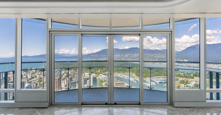 PH 1-1151 W Georgia Street, Vancouver, BC, V6E 0B3 - 2