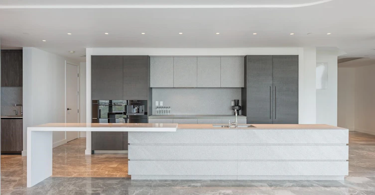 PH 1-1151 W Georgia Street, Vancouver, BC, V6E 0B3 - 3
