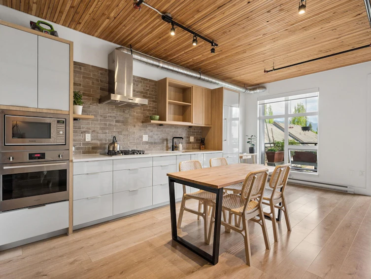 305-4223 Hastings Street, Burnaby, BC, V5C 2J5 - 4