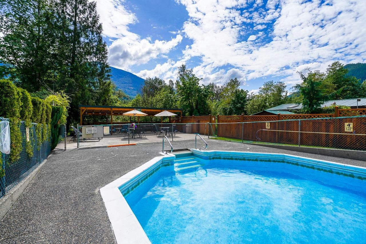 11-30860 Trans Canada Highway, Hope, BC, V0K 2S0 - 32
