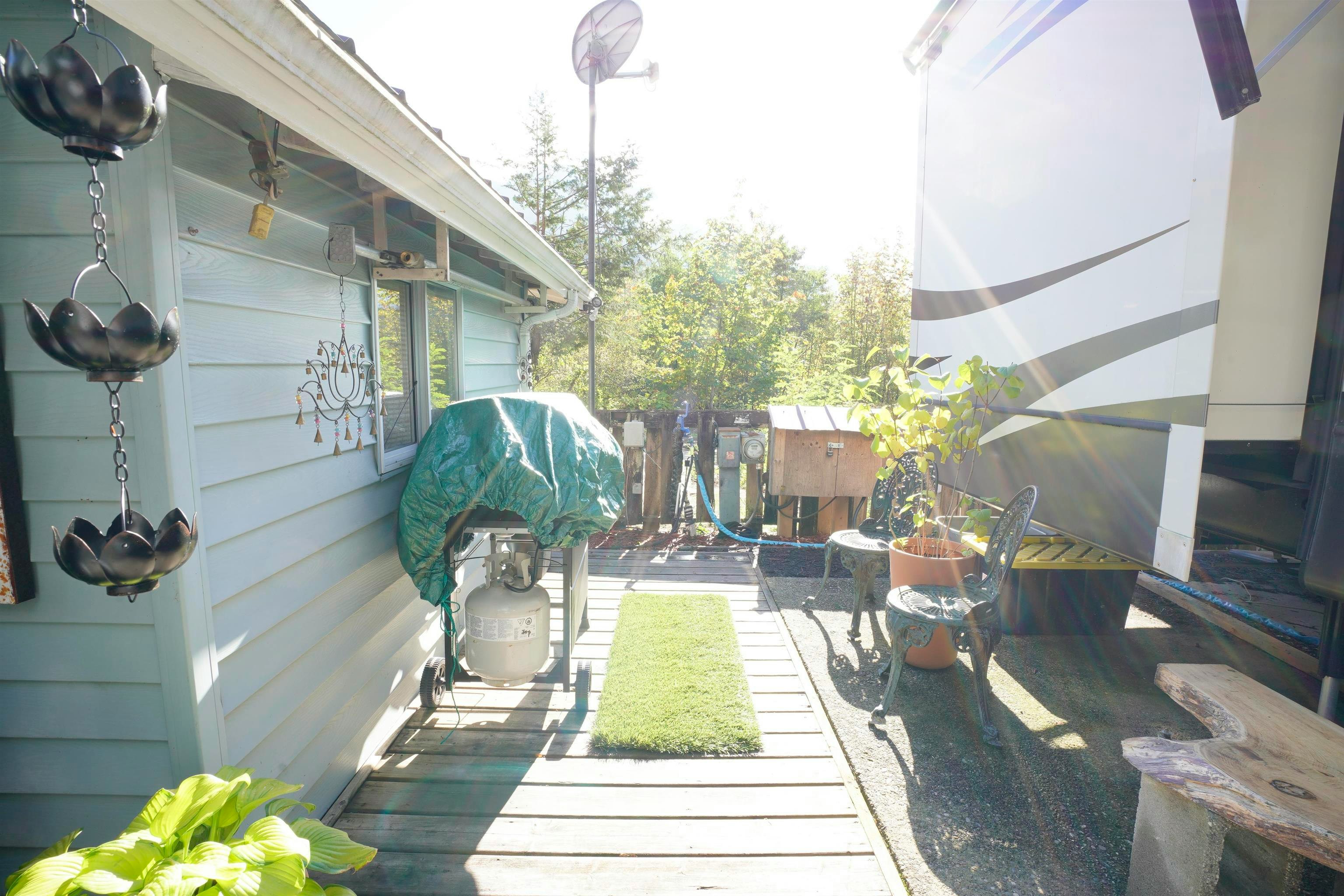 11-30860 Trans Canada Highway, Hope, BC, V0K 2S0 - 26