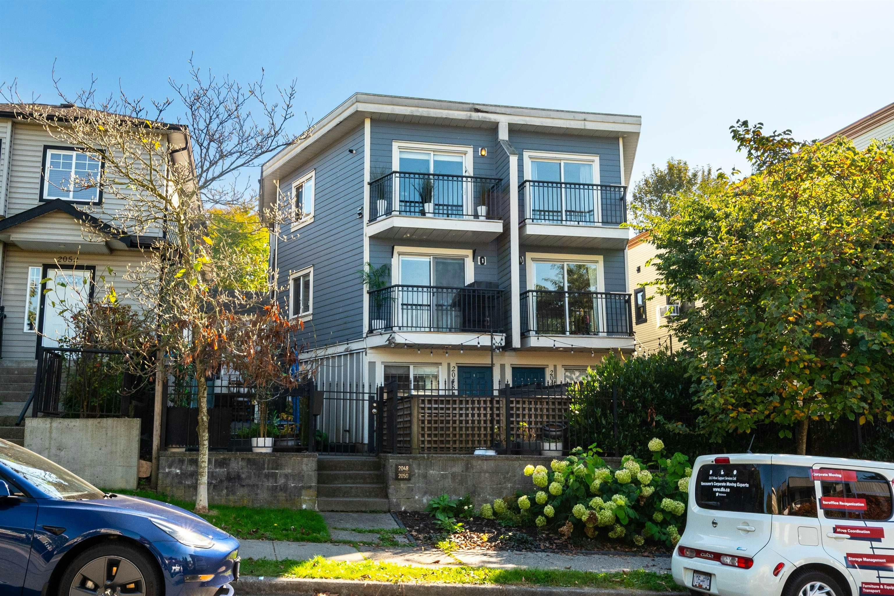 2048 Triumph Street, Vancouver, BC, V5L 1K8