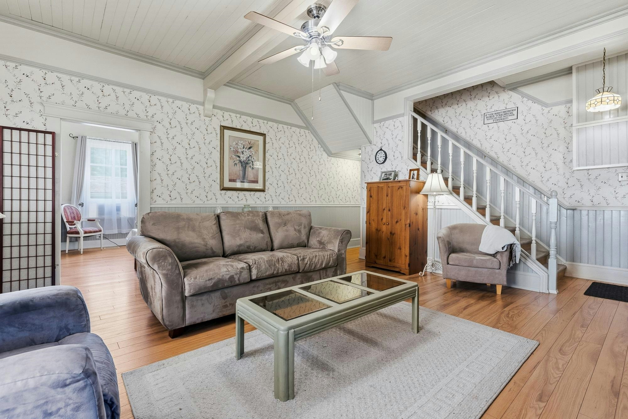 1075 3rd Avenue, Hope, BC, V0X 1L0 - 10