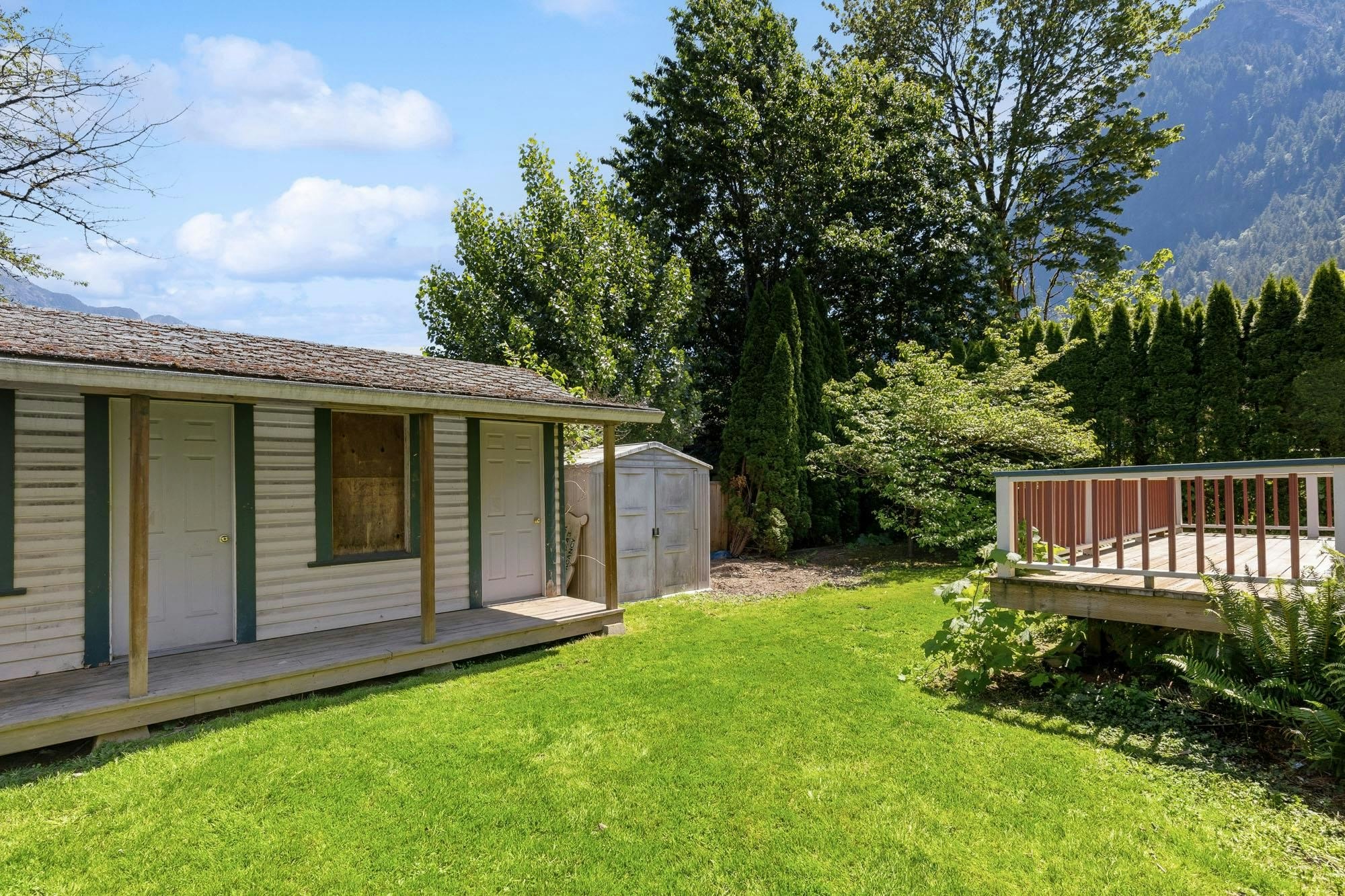 1075 3rd Avenue, Hope, BC, V0X 1L0 - 31