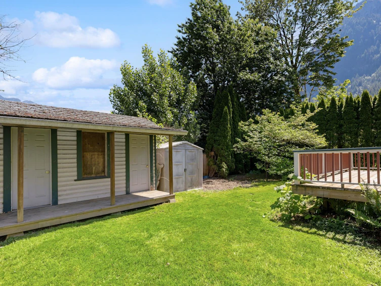 1075 3rd Avenue, Hope, BC, V0X 1L0 - 31