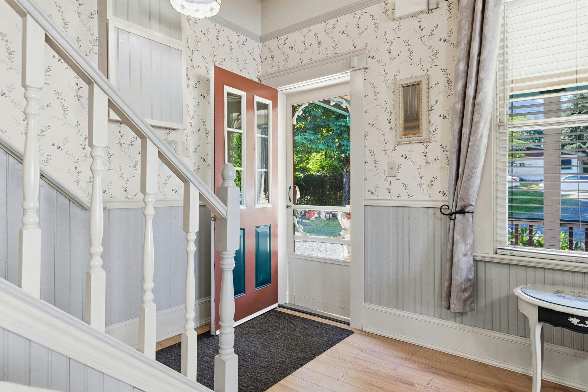 1075 3rd Avenue - 5