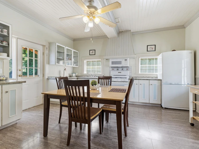 1075 3rd Avenue, Hope, BC, V0X 1L0 - 11