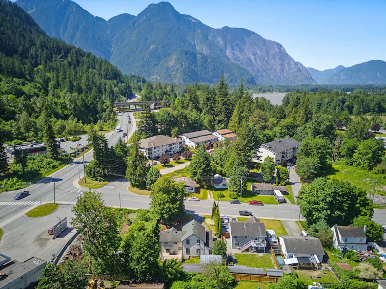 1075 3rd Avenue, Hope, BC, V0X 1L0 - 36