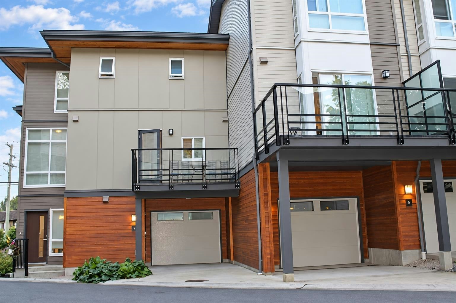 7-909 Clarke Road, Port Moody, BC, V3H 1L6 - 11
