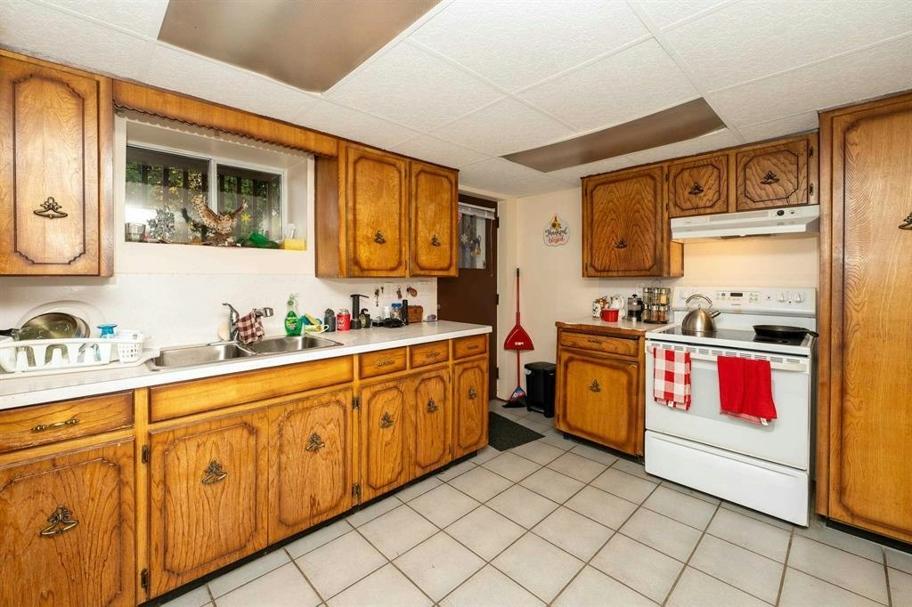 12250 Skillen Street, Maple Ridge, BC, V2X 4X3 - 7