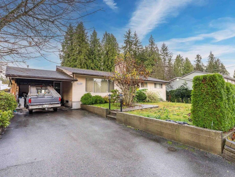 12250 Skillen Street, Maple Ridge, BC, V2X 4X3