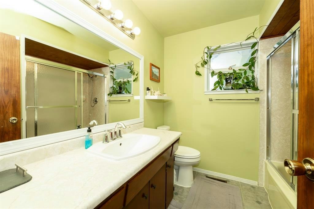 12250 Skillen Street, Maple Ridge, BC, V2X 4X3 - 24
