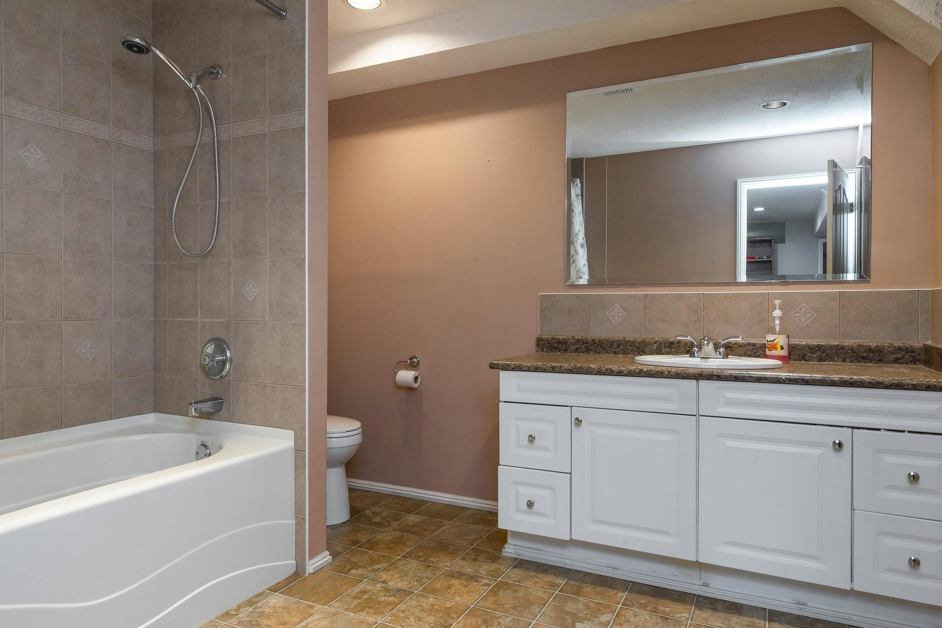 5688 Stonehaven Street, Chilliwack, BC, V2R 3Y6 - 36