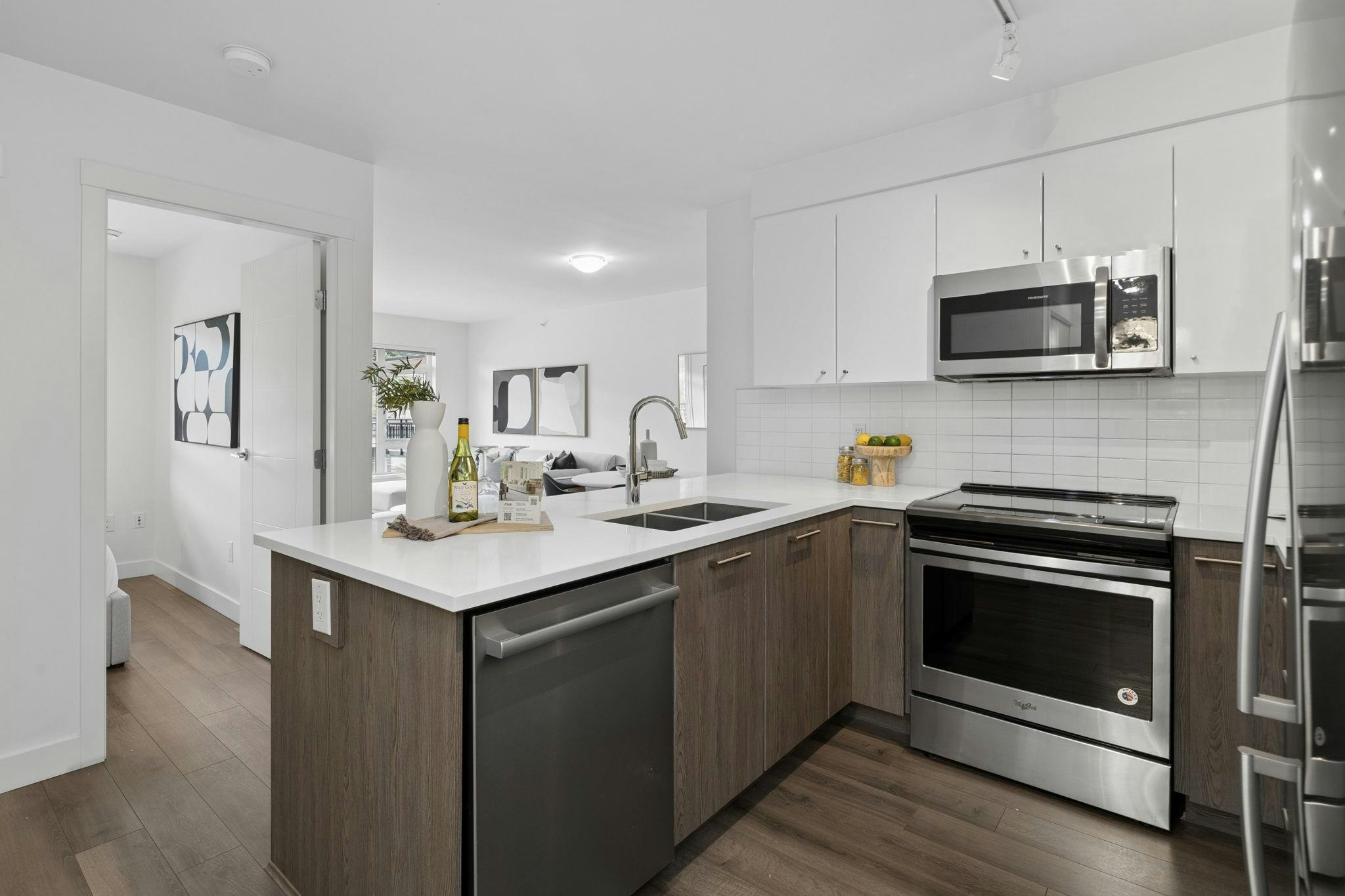 501-2525 Clarke Street, Port Moody, BC, V3H 1Z3 - 13