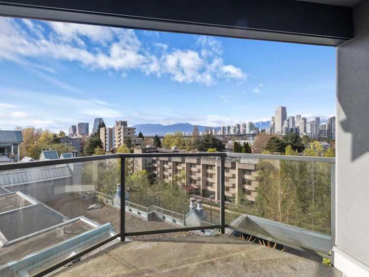 306-1345 W 4th Avenue, Vancouver, BC, V6H 3Y8 - 11