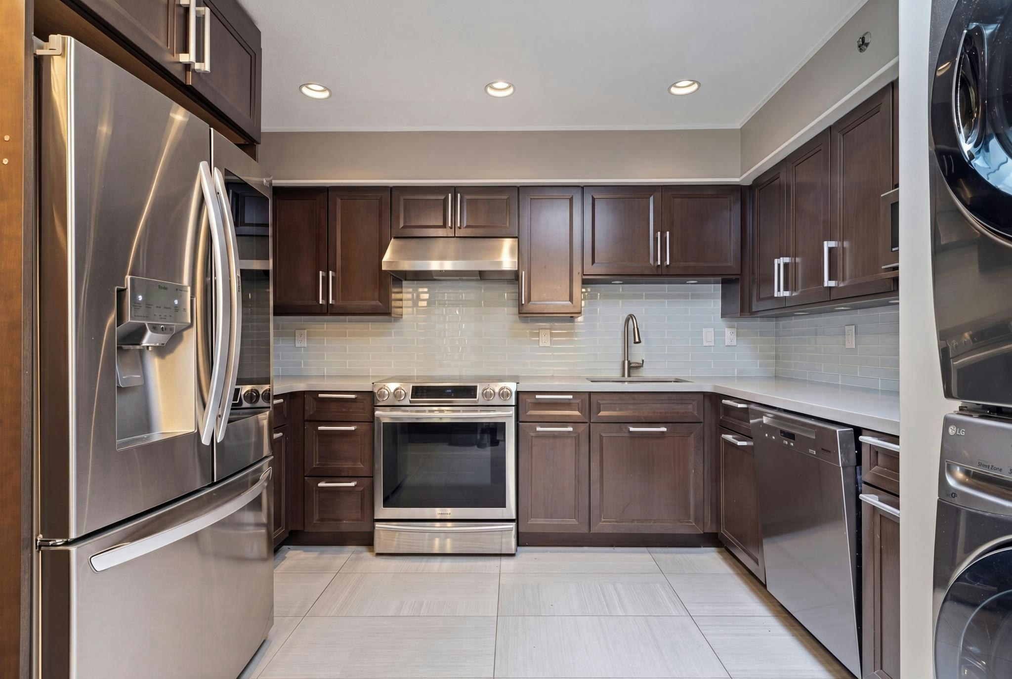 306-1345 W 4th Avenue, Vancouver, BC, V6H 3Y8 - 3