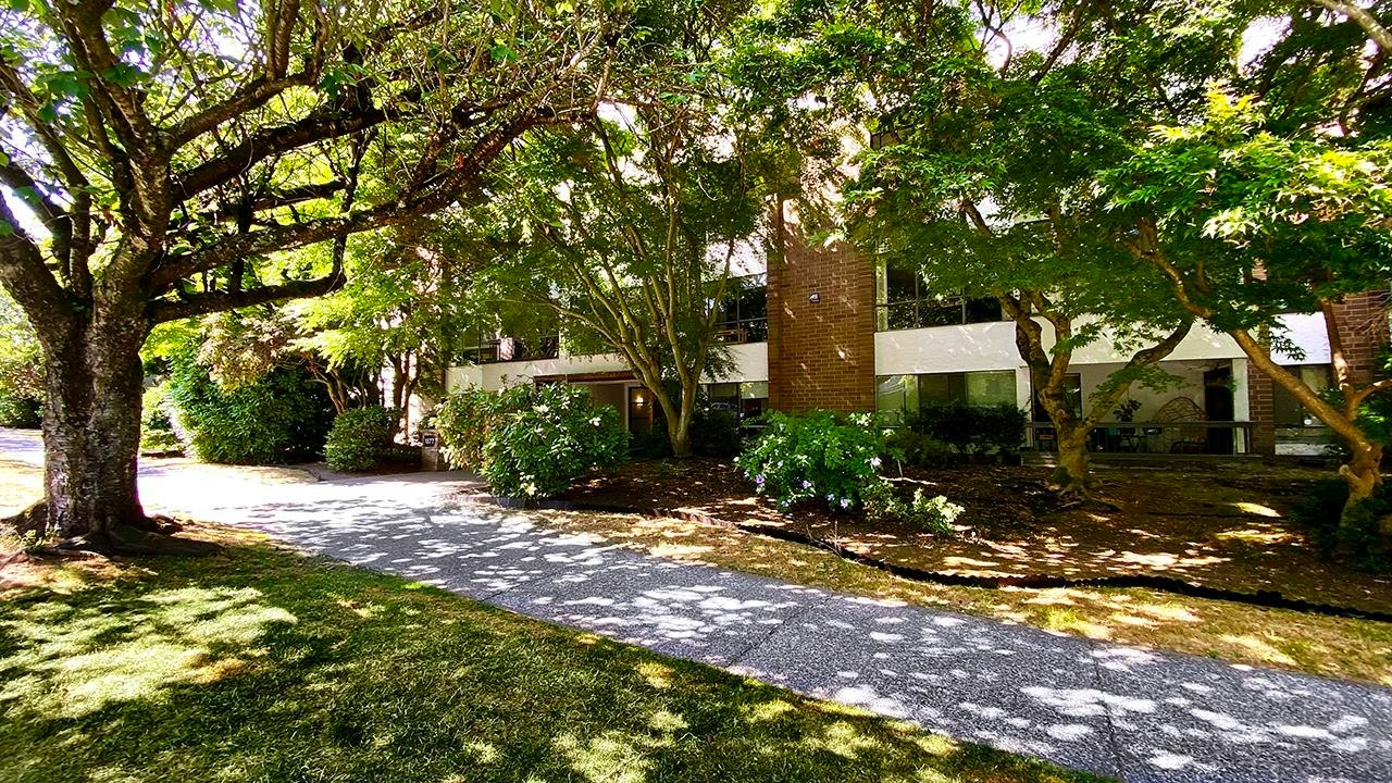 303-1877 W 5th Avenue, Vancouver, BC, V6J 1P5 - 23