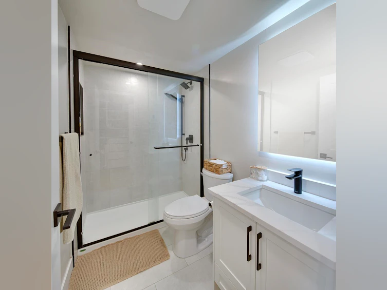 303-1877 W 5th Avenue, Vancouver, BC, V6J 1P5 - 16