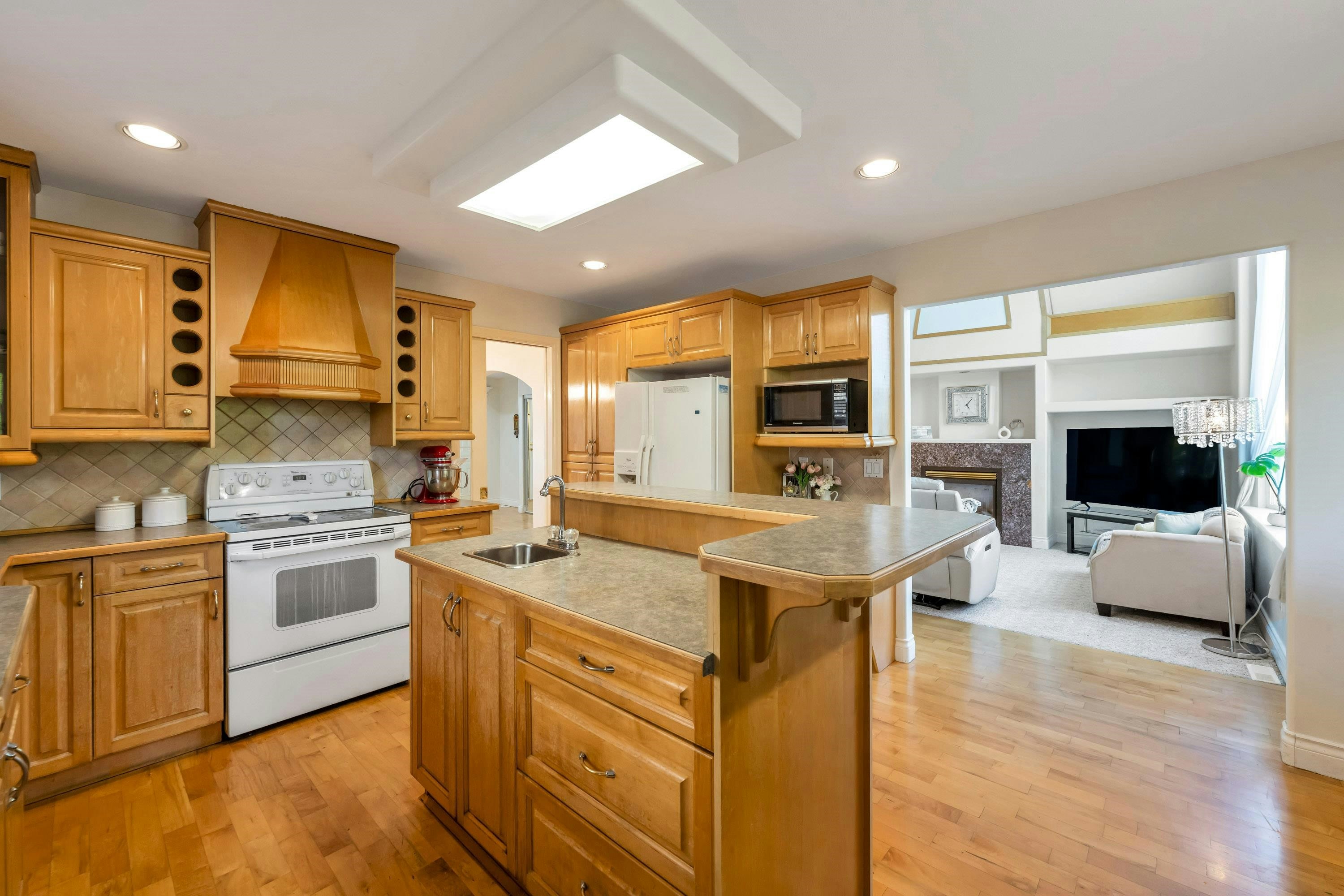 14539 74 Avenue, Surrey, BC, V3S 2G6 - 11