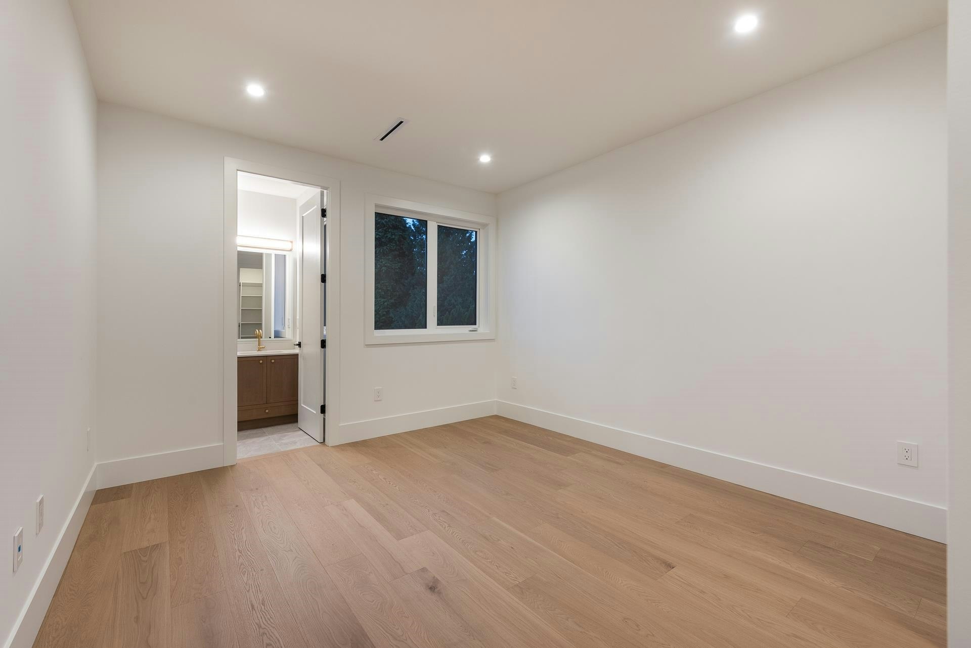 2149 Palliser Avenue, Coquitlam, BC, V3K 1W9 - 23