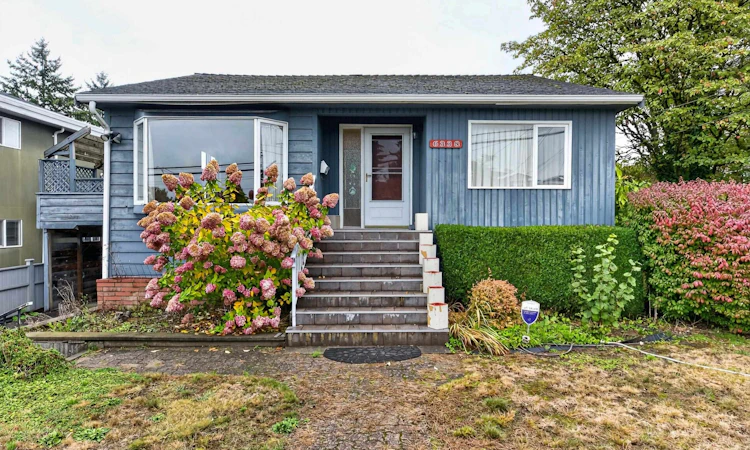 6338 Waltham Avenue