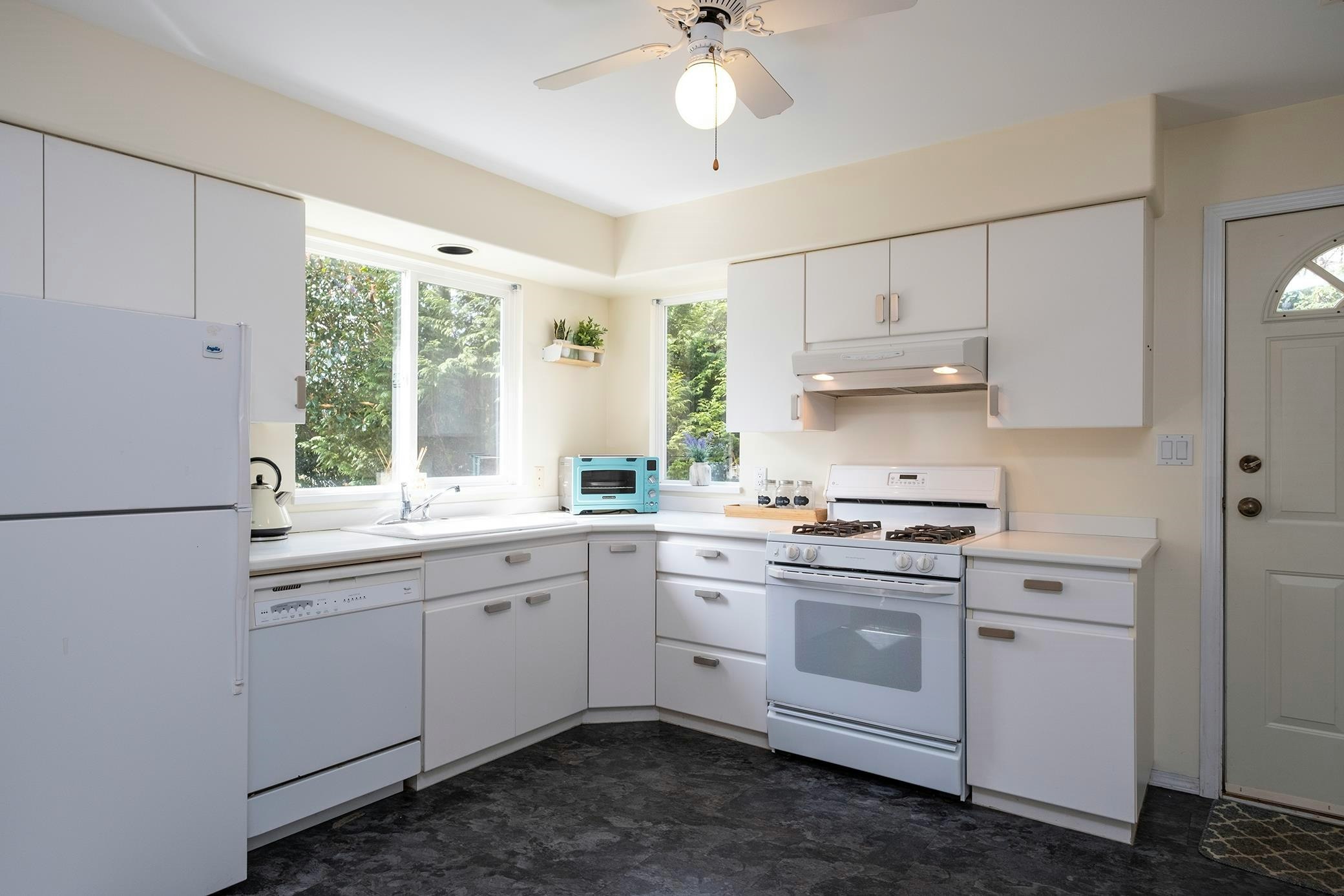 1930 Ranch Road, Gibsons, BC, V0N 2W5 - 25