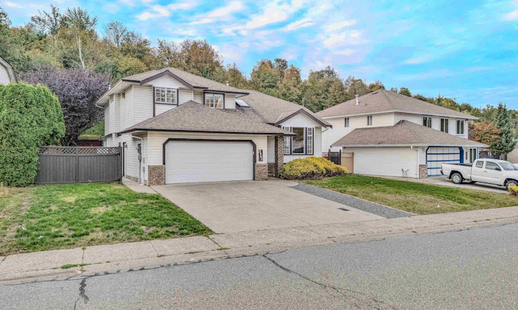 2907 Crossley Drive