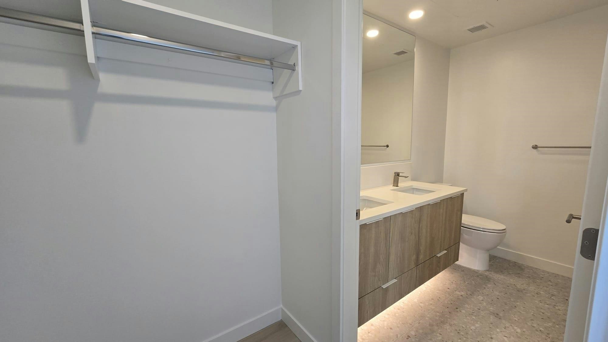 309-1616 Lloyd Avenue, North Vancouver, BC, V7P 1S5 - 5